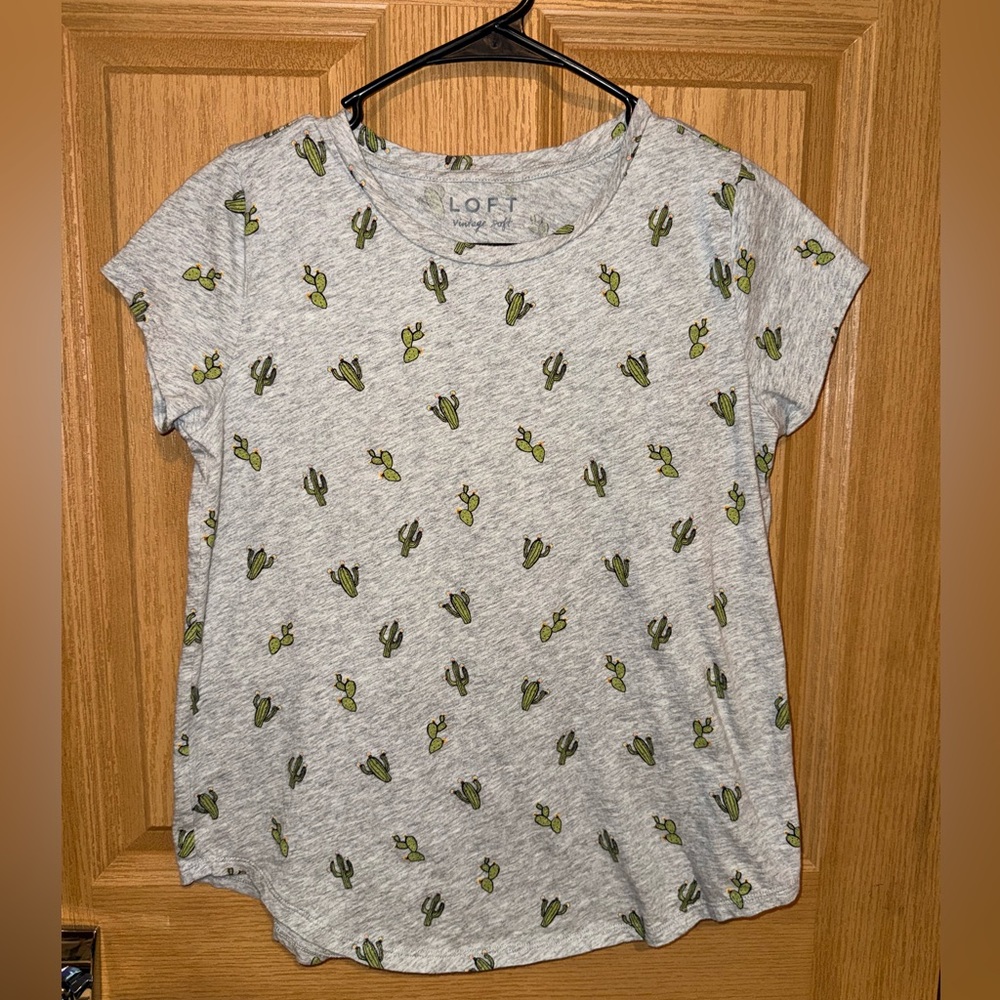 Women’s Loft Cactus Short Sleeve Shirt